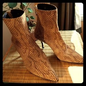 Vaneli Stiletto Boots